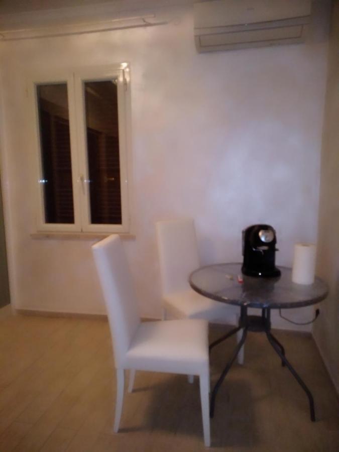 Rosilienza Suites Private Spa, Patio Garden Free Trasfer To & From Airport Фьюмичино Экстерьер фото